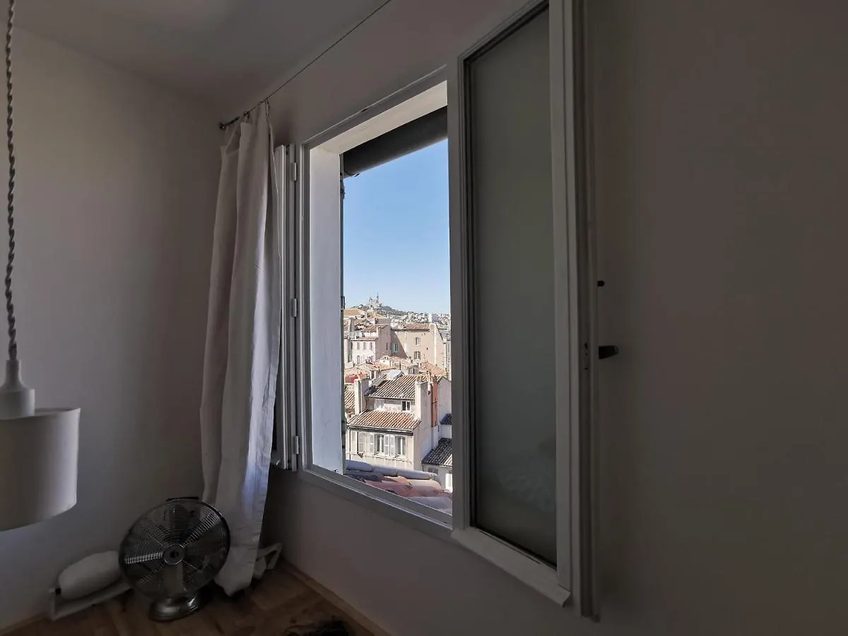 Ferienwohnung Le 5E Ciel : Un Nid Au Dessus De Marseilles Frankreich
